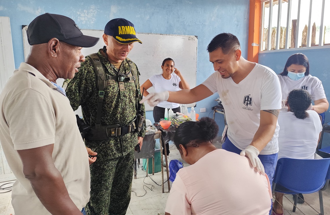 Más de mil personas recibieron atención médica en jornada de apoyo al desarrollo