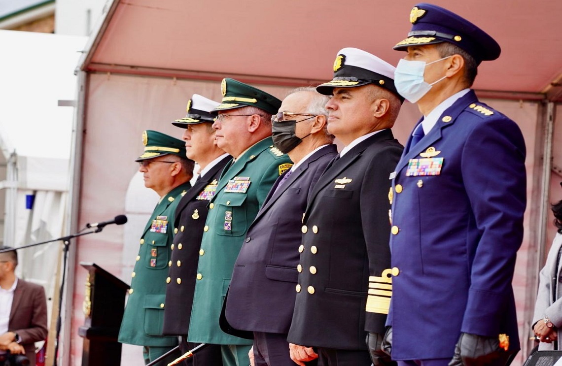 Ceremonia de ascenso 53 coroneles de Ejército Nacional, 6 capitanes de Navío y 7 coroneles de Infantería de Marina de la Armada de Colombia