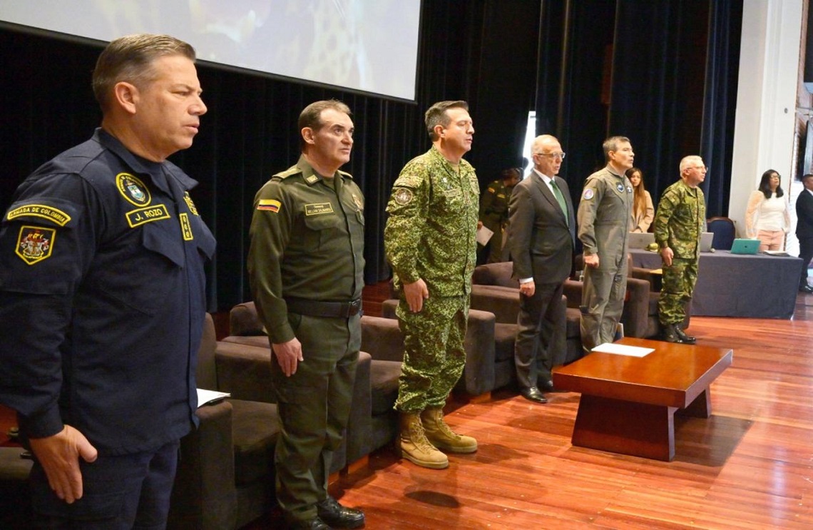 Mindefensa rindió cuentas a dos años del Gobierno del Cambio