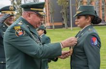 En homenaje a la heroína ‘Simona Amaya’ Fuerzas Militares impone medalla a 23 mujeres oficiales y suboficiales
