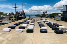 cogfm-armada-de-colombia-autoridades-colombianas-panamenas-dan-duro-golpe-al-narcotrafico-en-el-mar-02.jpg