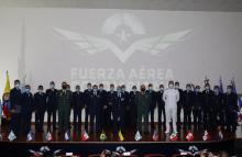 cogfm-fuerza-aerea-colombiana_-gradua-alfereces-como-pilotos-militares-de-helicotero-29.jpg