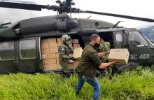 cogfm-fuerza-aerea-transporta-ayuda-humanitaria-a-ituango-26.jpg