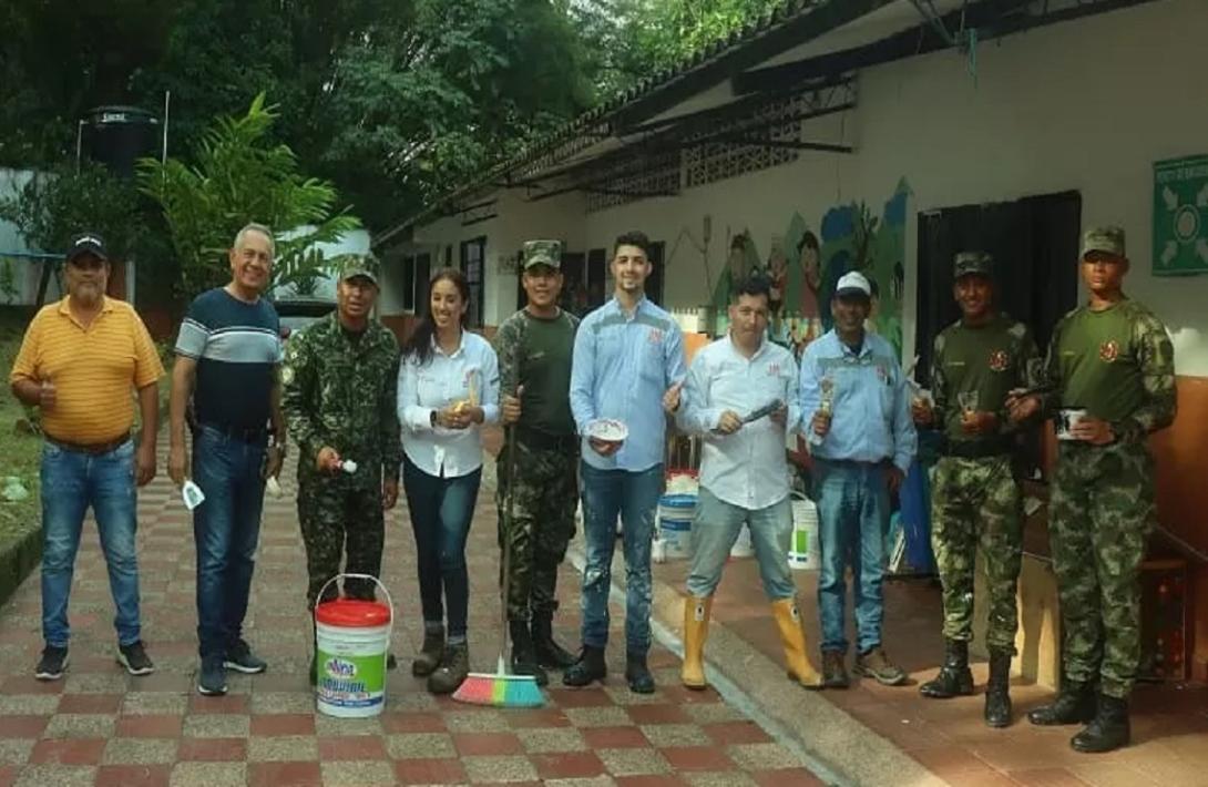 El Ejército Nacional y Vial Andina transforman la educación en el Meta