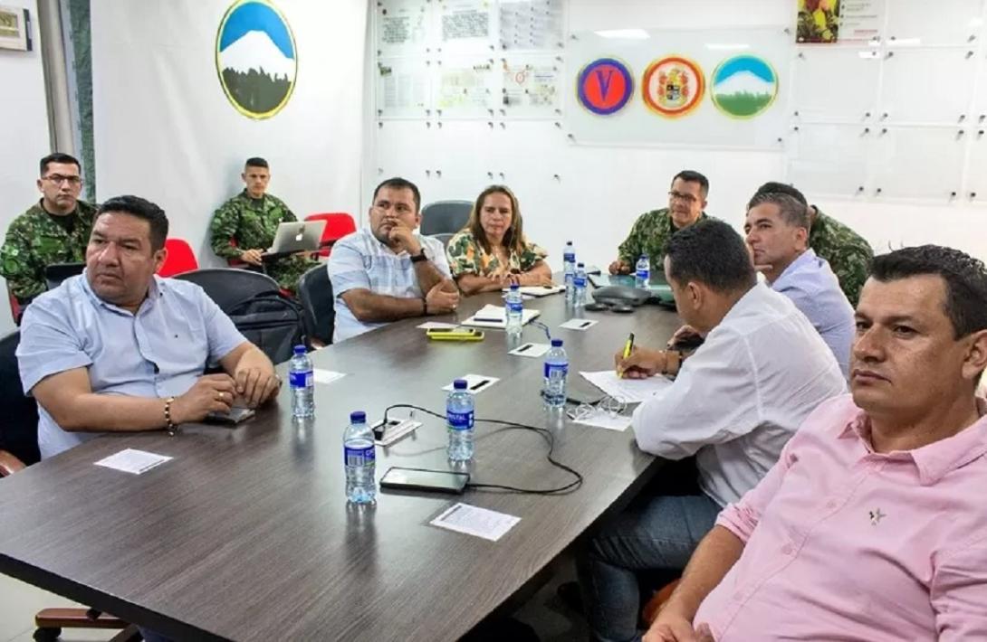 Sexta Brigada del Ejército Nacional realizó reunión con alcaldes del sur del Tolima