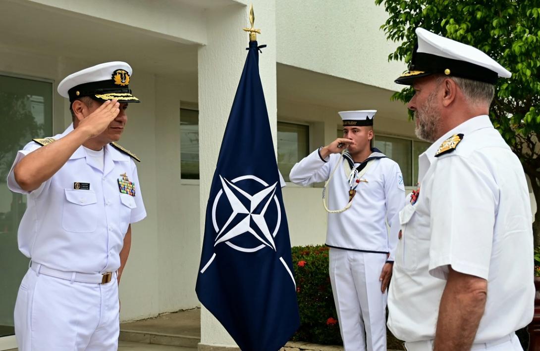 Jefe del comité militar de la OTAN visita la Fuerza Naval del Caribe