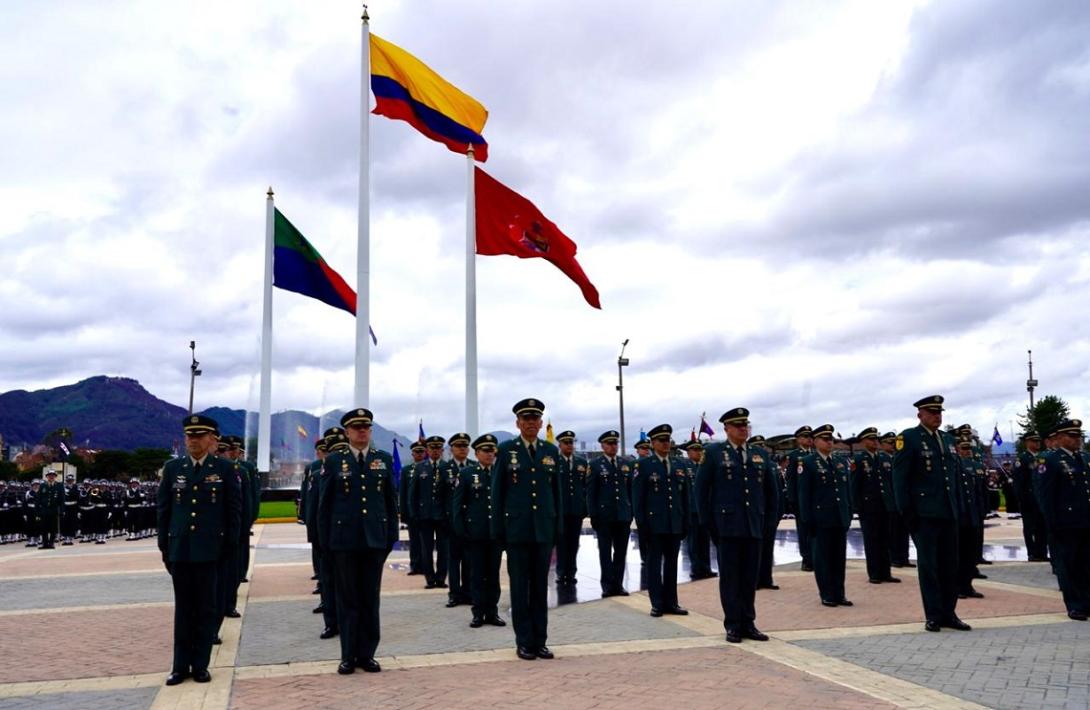 "Como Gobierno trabajamos para que los hombres y mujeres de la Fuerza Pública tengan condiciones de vida digna": Mindefensa