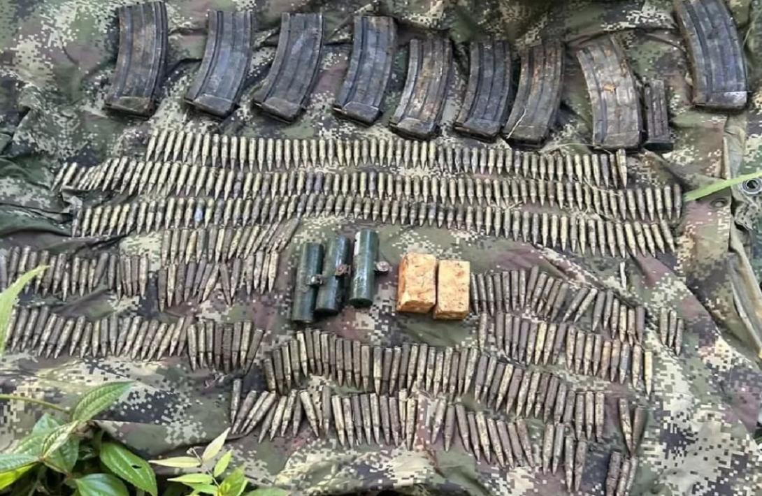 Ejército Nacional ubica material de guerra de la subestructura frente 'Ismael Ruiz', en zona rural de Chaparral