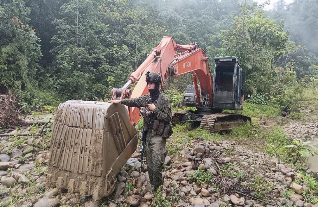 En el Bajo Calima, destruida maquinaria que producía 1.200 millones de pesos mensuales con extracción ilícita de oro