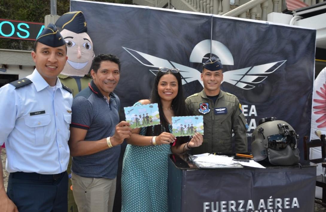 La Fuerza Aérea Colombiana más cerca de las regiones