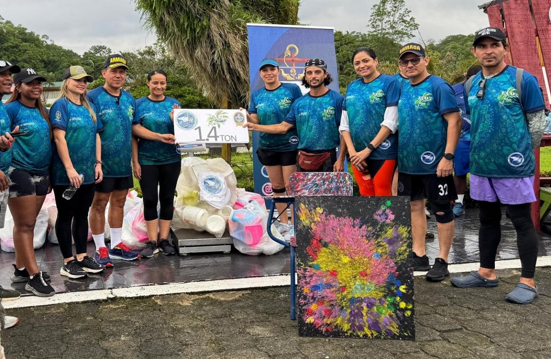 Marinos de Colombia se unen para proteger el medio ambiente y brindar bienestar a los jóvenes del litoral Pacífico