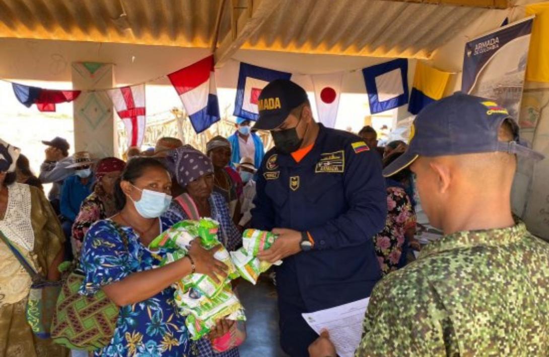 cogfm-armada-de-colombia-contribuye-al-desarrollo-integral-de-la-comunidad-de-castilletes-en-la-guajira-03.jpg