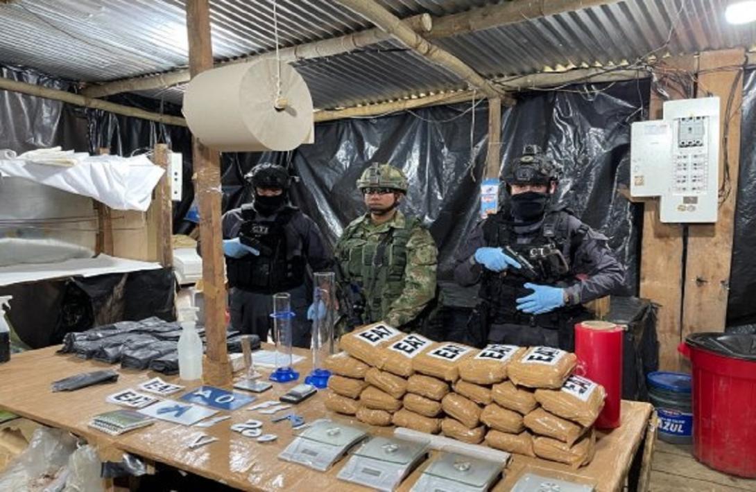 cogfm-armada-de-colombia-desmantela-complejo-para-la-produccion-de-cocaina-en-narino-11.jpg