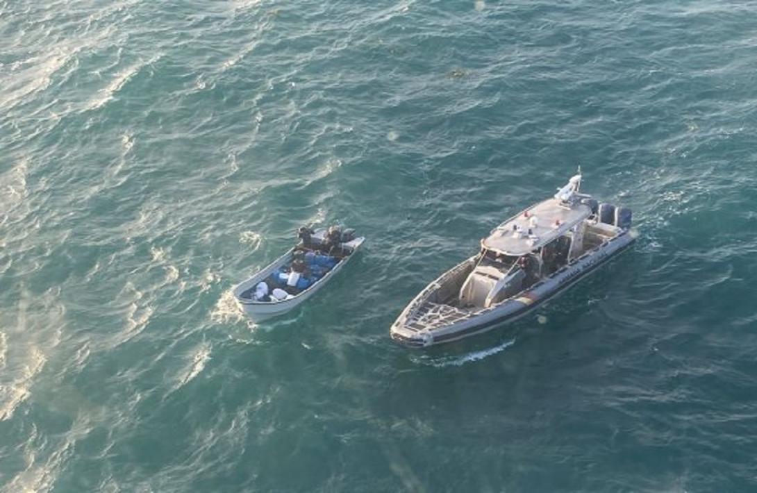 cogfm-armada-de-colombia-intercepta-lancha-con-mas-de-380-kilogramos-de-cocaina-en-aguas-del-caribe-colombiano-17.jpg
