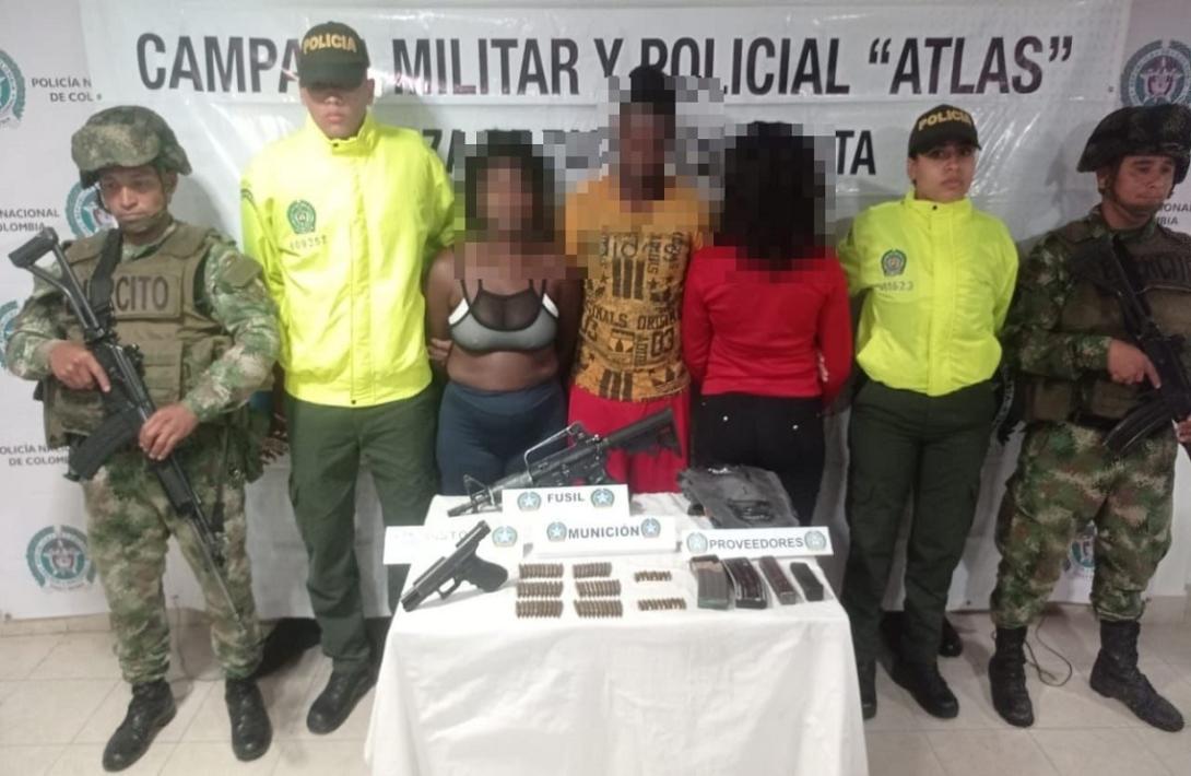 cogfm-ejc-tres-capturados-y-una-menor-recuperada-en-tumaco-tras-una-operacion-del-ejercito-nacional-y-la-policia-nacional.jpeg