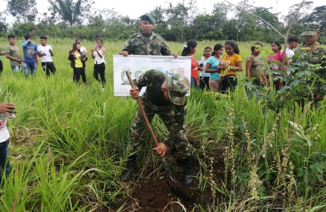 cogfm-ejercito-div8-conmemora-dia-internacional-de-la-tierra-22.jpg