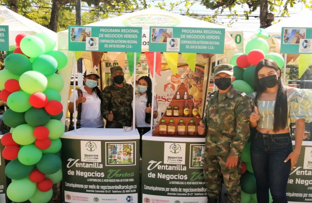 cogfm-ejercito-nacional-cuarta-feria-de-negocio-verde-sur-de-bolivar-02.jpg