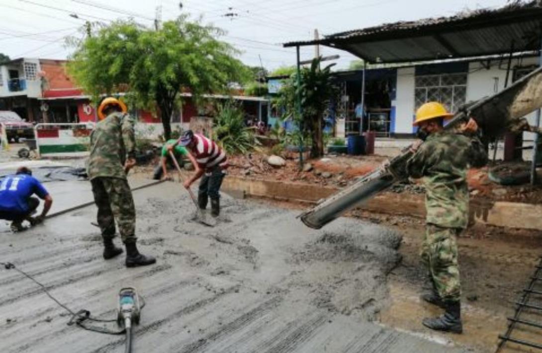 cogfm-ejercito-nacional-pavimenta-vias-en-mesetas-meta-10.jpg