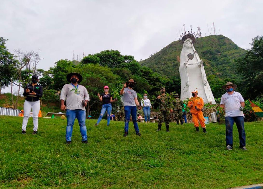 cogfm-ejercito-nacional-siembra-arboles-casanare-operacion-artemisa-21.jpg