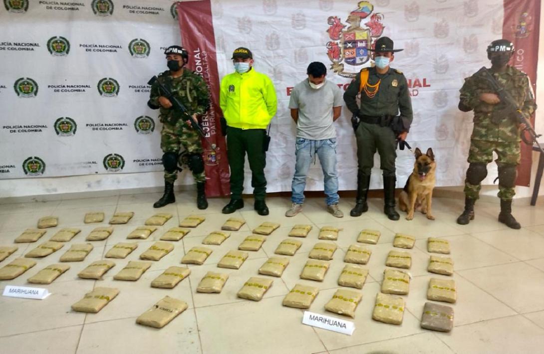 cogfm-ejercito-nacional-y-policia-incautan-25-kiloramos-de-marihuana-en-puerto-carreno-vichada-16.jpg