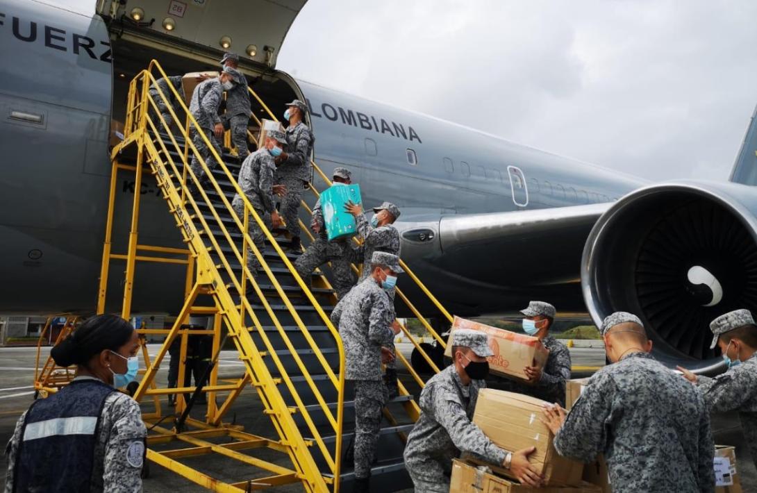 cogfm-fuerza-aerea-ayuda-desde-antioquia-a-san-san-andres-islas-providencia-santa-catalina-03.jpg