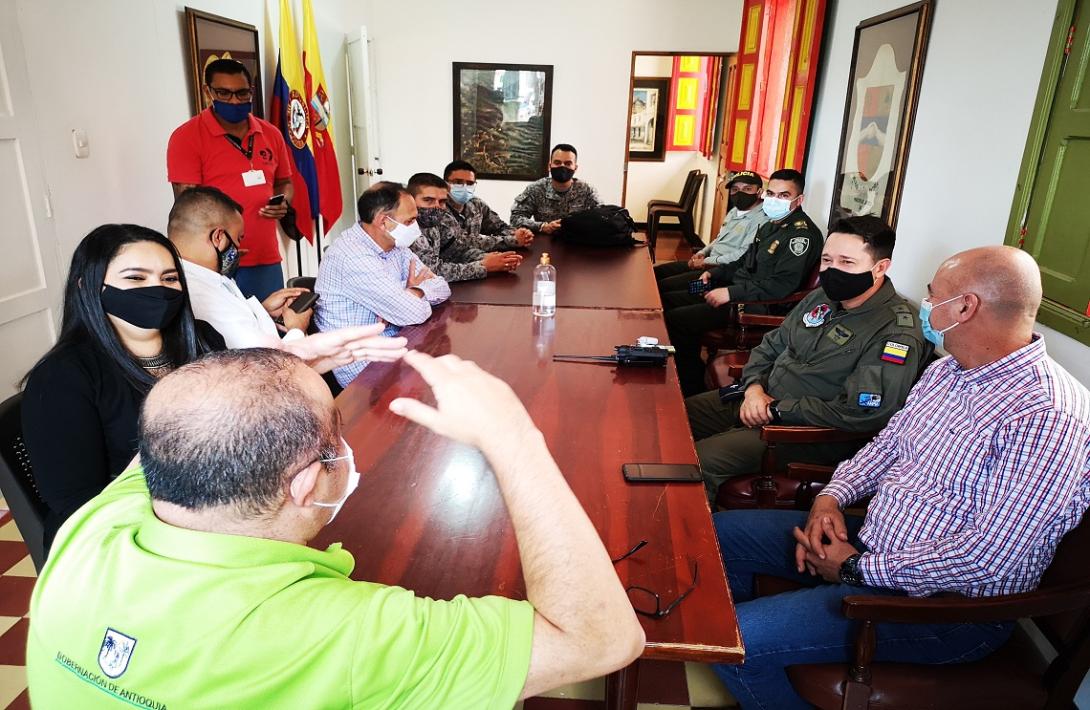 cogfm-fuerza-aerea-consejo-seguridad-antioquia-29.jpg