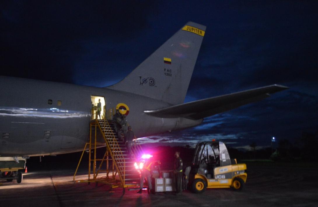 cogfm-fuerza-aerea-transporte-ayuda-humanitaria-amazonas-covid19-02.jpg