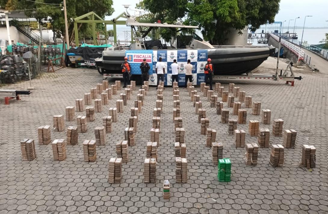 cogfm_armada_de_colombia_lucha_contra_el_narcotrafico_pacifico_colombiano_12.jpg